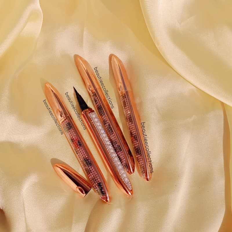 Lash glue liner