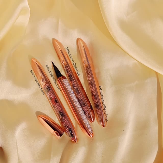 Lash glue liner