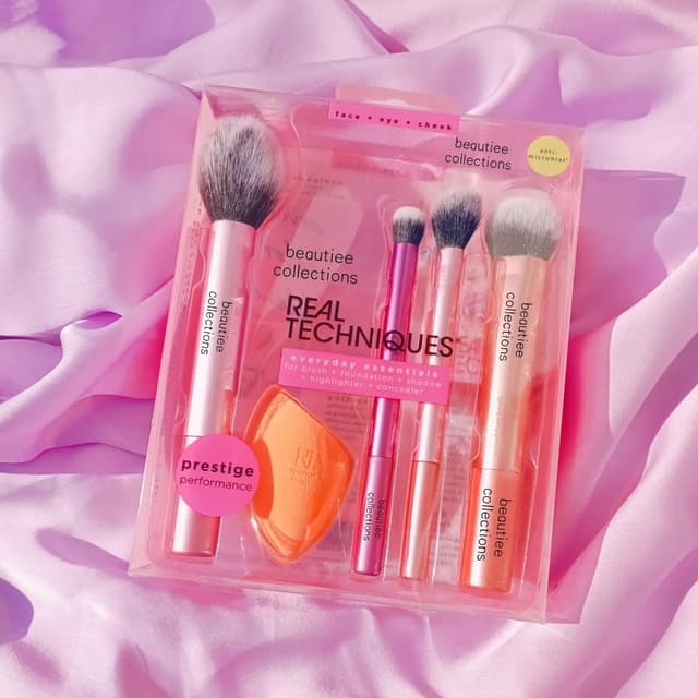 Real Techniques Brushes Set 