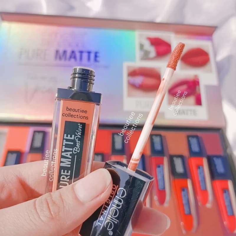 Emelie pure matte lip gloss trayb