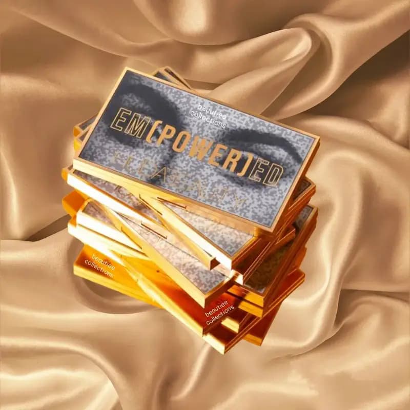 Huda Empowered Eyeshadow Palette 
