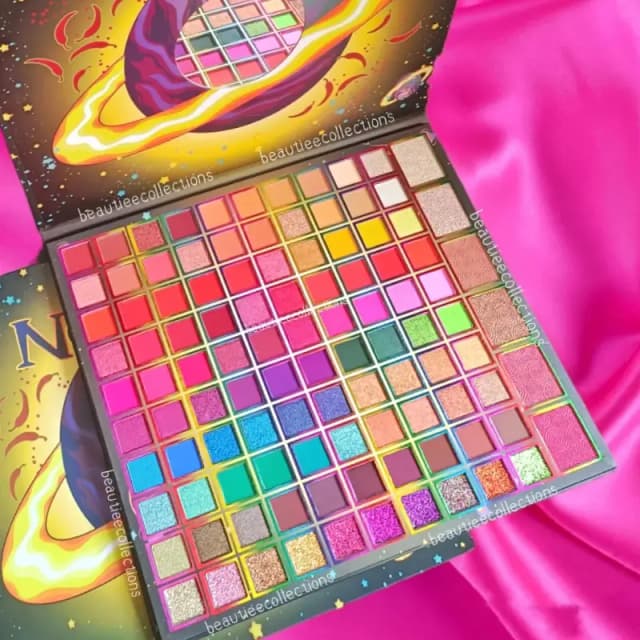 Naked Pretty Large Eyeshadow Palette 